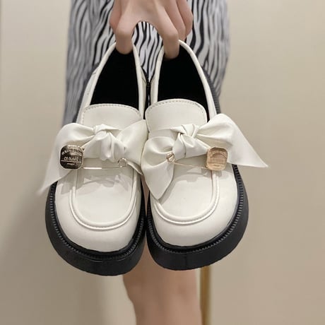 ローファー リボン 安全ピン 厚底 22.5～25.0cm ラバーソール 厚底シューズ かわいい ガーリー カジュアル 韓国ファッション レディース DTC-666542024099