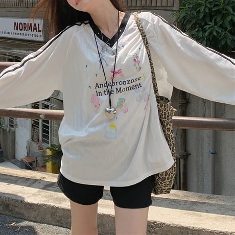 ユニフォーム風 Tシャツ サイドライン ロンt Vネック レタープリント トップス 長袖 オーバーサイズ レトロ 韓国ファッション レディース 大人可愛い ガーリー DTC-822863066109