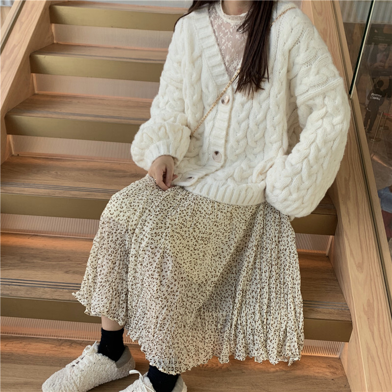 ニット カーディガン ケーブル編み ボリューム袖 保温 韓国