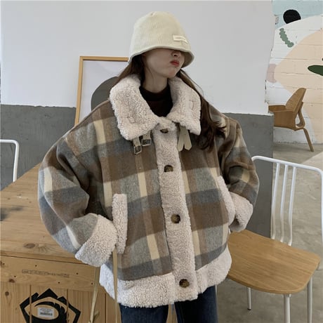 チェック柄 ボアジャケット ボアブルゾン ラムウール 韓国ファッション レディース 切り替え 折り襟 キルティング フロントボタン 大人可愛い ガーリー DTC-630519392038