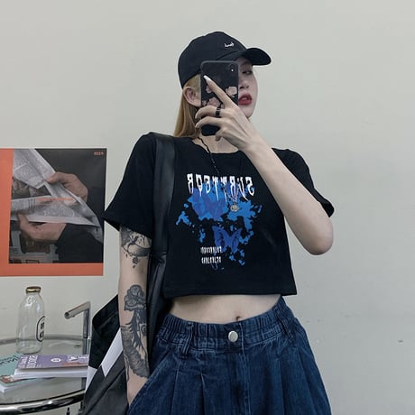 【2カラー】 Tシャツ バタフライ柄 クロップド丈 ショート丈 半袖 へそ出し レトロ 韓国ファッション レディース 大人可愛い ガーリー カジュアル ストリート系 DTC-618819881271