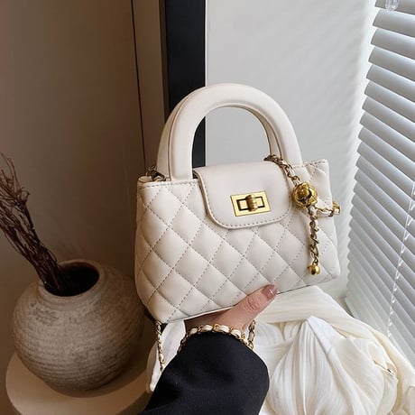 2wayバッグ ショルダーバッグ ハンドバッグ キルティング ミニバッグ 肩掛け 斜め掛け スクエアバッグ チェーンストラップ レトロ 韓国ファッション レディース DTCA-769859148853