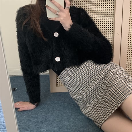 クロップド丈 ニットカーディガン シングルブレスト シャギー風 Vネック 薄手 長袖 ショート丈 レトロ 韓国ファッション レディース 大人可愛い ガーリー DTC-628749209744