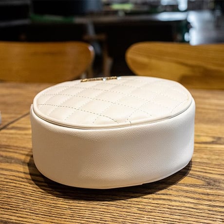 サークルバッグ 2WAYバッグ ショルダーバッグ ハンドバッグ ミニバッグ 肩掛け 斜め掛け キルティングバッグ バッグ レトロ 韓国ファッション レディース DTCA-676267932401