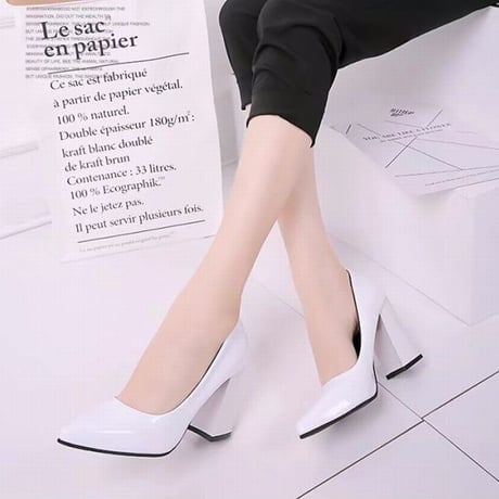 パテントレザー パンプス チャンキーヒール 9cm 韓国ファッション レディース シンプル ポインテッドトゥ ローヒール シューズ キュート 痛くない かわいい 歩きやすい 563485182951