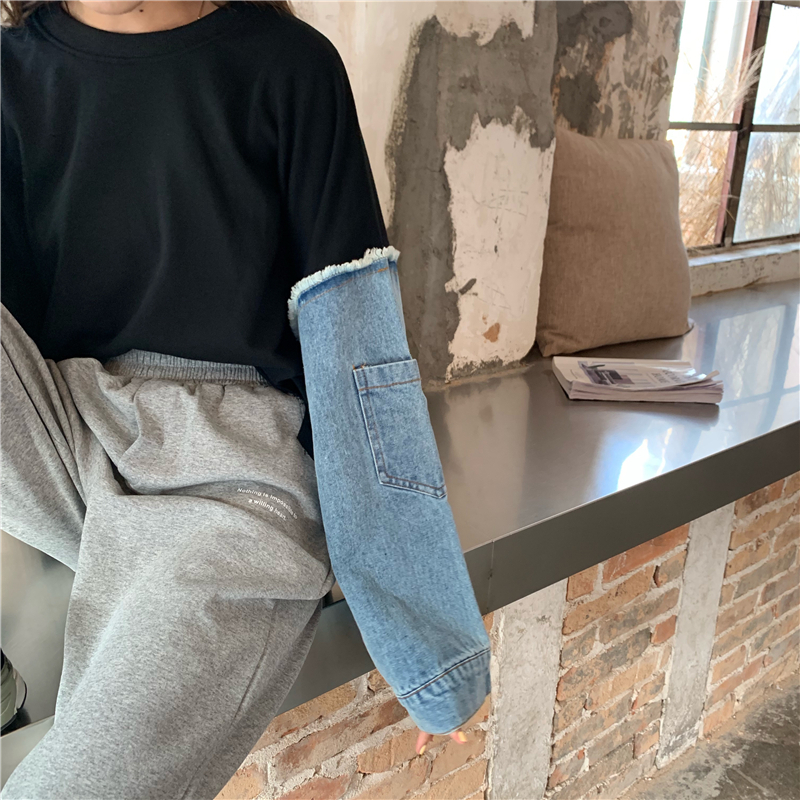 新品⭐︎異素材ドッキングトップス⭐︎定価２３１００円⭐︎デニム✖️ブラック☆送料込み トップス 異素材 デニム袖 ドッキングトップス 切替 デニム