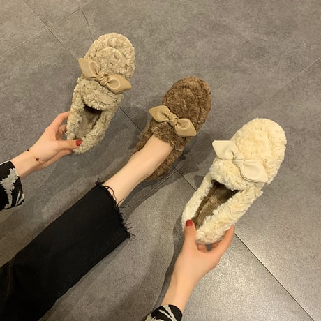 ファーシューズ ボアシューズ 22.5～25.0cm モカシン ファー フェイクファー 防寒 暖かい もこもこ 靴 かわいい 韓国ファッション レディース DTC-657432356022