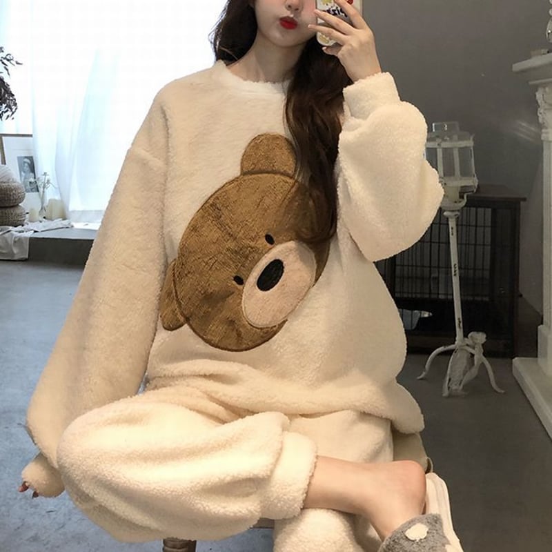 新品タグ付　BEAR柄　パジャマ　上下セット Amazon | [fenglin love] くま柄 パジャマ ルームウェア