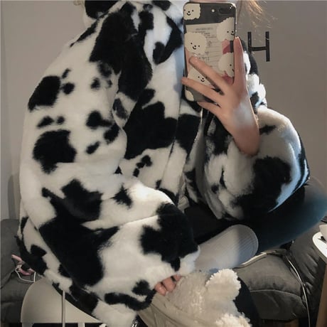 牛柄 フード付き ボアジャケット アウター ジップアップ ルーズ ボアパーカー もこもこ ゆったり ボア レトロ 韓国ファッション レディース 大人可愛い ガーリー DTC-656838465848