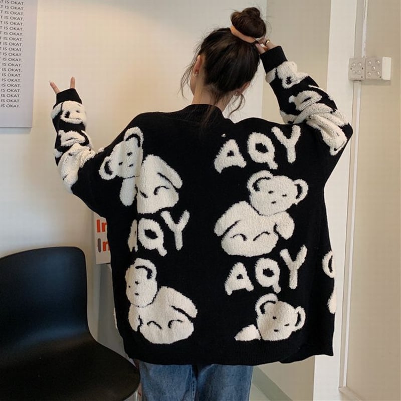 QY クマプリント オーバーサイズニット