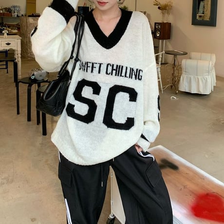 ニット トップス Vネック オーバーサイズ ドロップショルダー ルーズ 長袖 レトロ 韓国ファッション レディース 大人可愛い ガーリー スポーツミックス DTC-824100434464