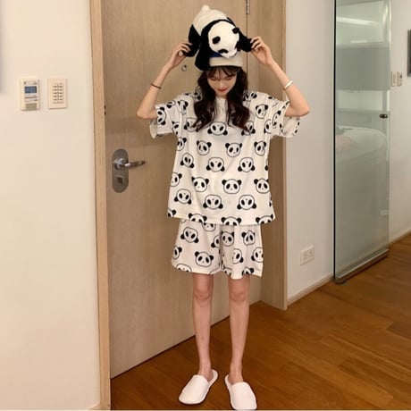 【ルームウェア】 パジャマ 半袖 パンダ柄 プリント Tシャツ ショートパンツ 上下セット レトロ 韓国ファッション レディース DTC-644054009683
