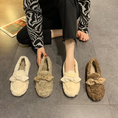 ファーシューズ ボアシューズ 22.5～25.0cm モカシン ファー フェイクファー 防寒 暖かい もこもこ 靴 かわいい 韓国ファッション レディース DTC-657432356022