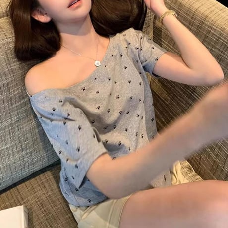 肉球柄 tシャツ ワンショルダー トップス ゆったり ルーズ 半袖 レトロ 大人可愛い ガーリー カジュアル DTCA-825366868798