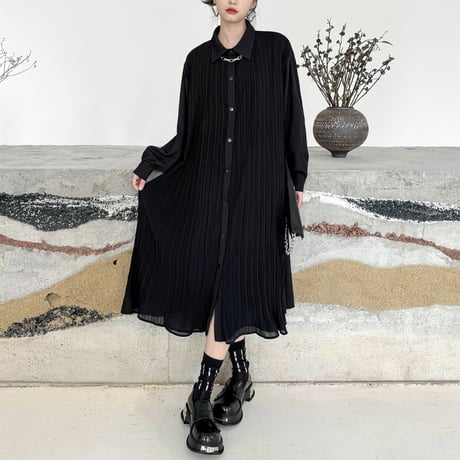プリーツ シャツワンピース 襟付き ロングワンピース シャツワンピ プリーツワンピース 体型カバー ビッグシャツ ルーズ 長袖 レトロ 大人可愛い ガーリー DTCA-828552000879