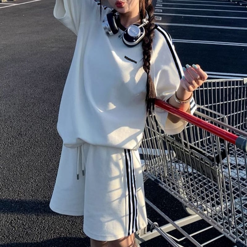 セットアップ 2点セット サイドライン tシャツ ショートパンツ ロゴ