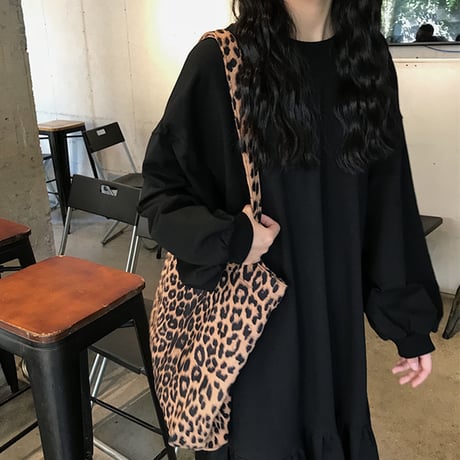 ワンピース 裾フレア ボリューム袖 韓国ファッション レディース ロング丈 ゆったり パフ袖 長袖 レトロ DTC-600921917884
