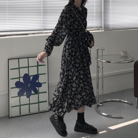 花柄 ワンピース Vネック フリル パフスリーブ 長袖 ロング丈 ハイウエスト 薄手 伸縮性ウエスト 韓国ファッション レディース 大人可愛い ガーリー レトロ DTC-624630025962