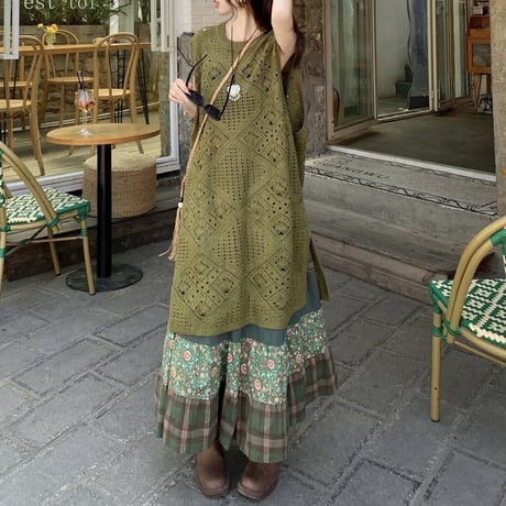 2点セット エスニックスタイル ロングニットベスト サマーニット 花柄 チェック柄 ロングスカート レイヤード レトロ 大人可愛い ガーリー DTC-782922339841