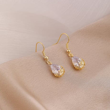 ピアス レディース 両耳 ティアドロップ 水滴 クリスタル ゴールド 合金 金メッキ かわいい シンプル 人気 ジュエリー (DTC-602936755954_p)