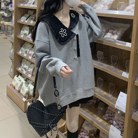 レイヤード風 トレーナー ハーフボタン スウェット ビッグカラー ルーズ 長袖 ハートボタン 韓国ファッション レディース 大人可愛い ガーリー フェミニン DTC-664022348271