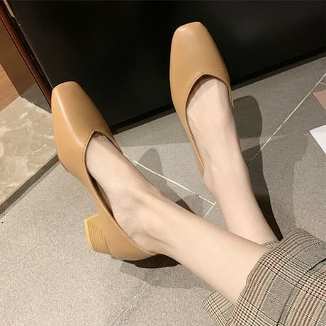パンプス ドット柄 スクエアトゥ  チャンキーヒール 4cm 韓国ファッション レディース シンプル シューズ キュート 痛くない かわいい 歩きやすい 611563187446