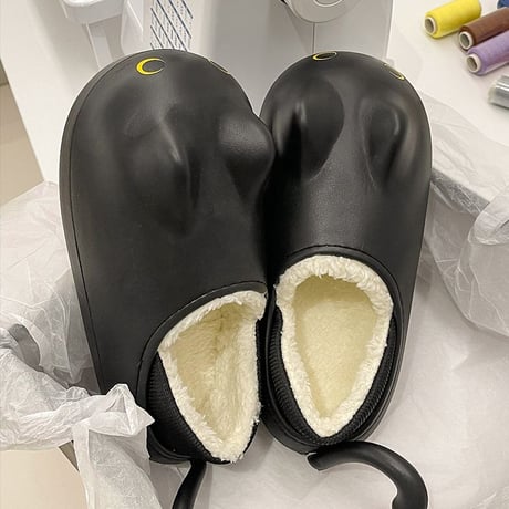 ネコ 尻尾付き スリッパ 23.0～25.0cm インナーボア 猫 ルームシューズ 防寒 EVA もこもこ 軽量 暖かい かわいい 韓国ファッション レディース DTC-740844337006
