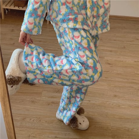 【ルームウェア】 選べる2タイプ パジャマ セットアップ トップス + パンツ フロントボタン フリース 長袖 上下セット 長袖 韓国ファッション レディース ガーリー 633212166815