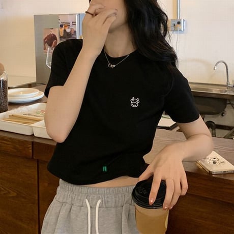 クロップド丈 Tシャツ 牛 プリント へそ出し 半袖 ラウンドネック 夏 韓国ファッション レディース ショート丈 トップス  カットソー 大人可愛い ガーリー DTC-640183810198