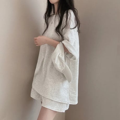 セットアップ 2点セット tシャツ ショートパンツ オーバーサイズ クルーネック 無地 ルームウェア レトロ 大人可愛い ガーリー カジュアル DTCA-839400393323