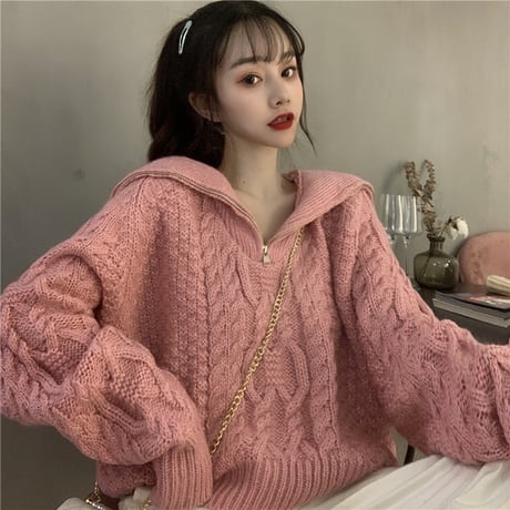 プルオーバー ハーフジップアップ ニット セーター ピンク 韓国 ファッション レディース ケーブル編み オフショルダー ハイネック (DTC-606566990698)