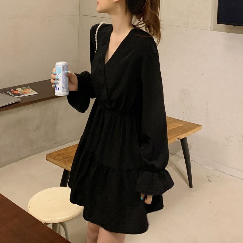 ワンピース ブラック Vネック エレガント ミディアム丈 韓国 黒 ワンピース 韓国 ファッション レディース フレア Aライン