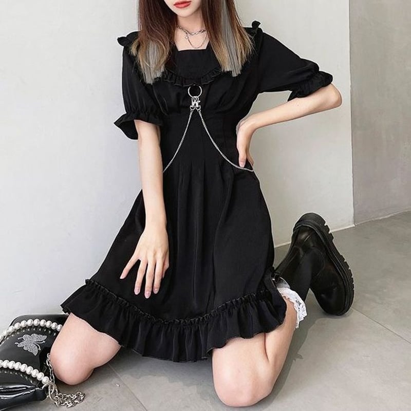 kavach 黒のフリル付き半袖Aラインワンピース新品