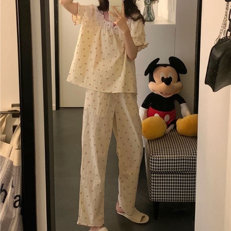 ルームウェア パジャマ セットアップ チェリー柄 さくらんぼ柄 スクエアネック 部屋着 上下セット 韓国ファッション レディース 大人可愛い ガーリー フェミニン DTC-679182811692