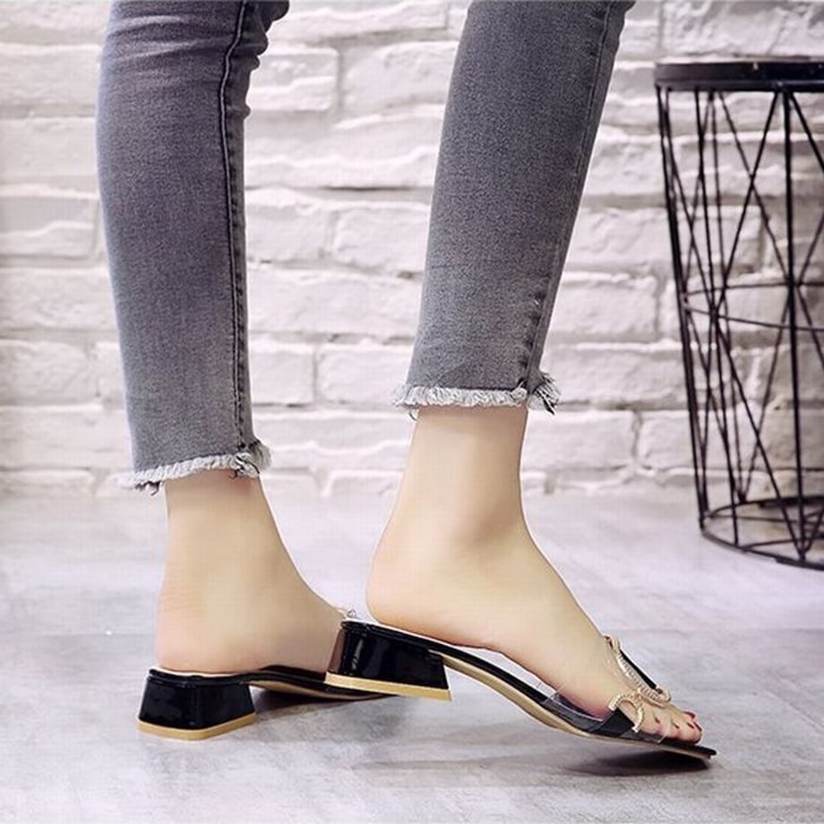 5ee34b8fe7e2e14b72a3cefb