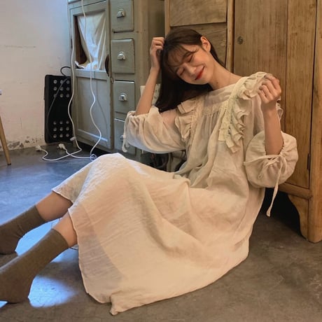 ワンピース フリル 長袖 スクエアネック 韓国ファッション レディース ミドル丈 ゆったりウエスト Aラインスカート レトロ 大人可愛い ガーリー DTC-601626088666