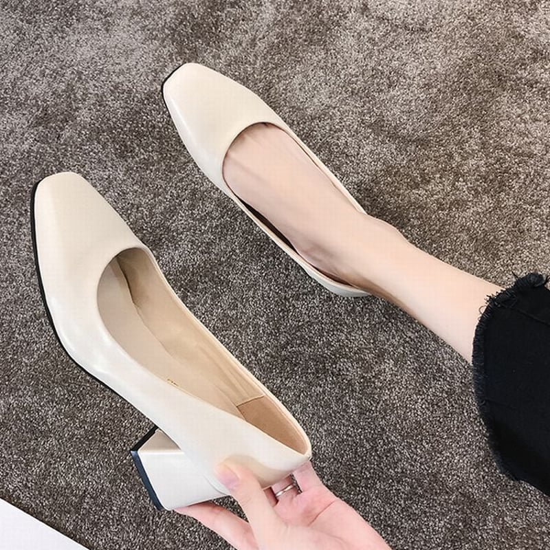 スエードタイプとPUタイプの2種類！ パンプス チャンキーヒール 4.5cm