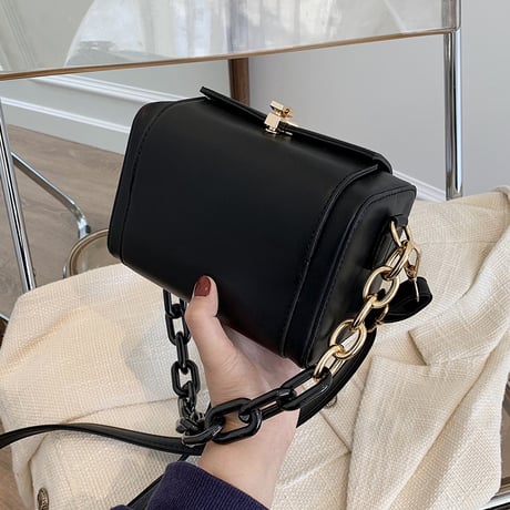 BOX型バッグ スクエアバッグ チェーン ショルダーバッグ ハンドバッグ ミニバッグ サブバッグ 箱型 肩掛け 斜め掛け かわいい シンプル 鞄 レトロ DTC-629857963747