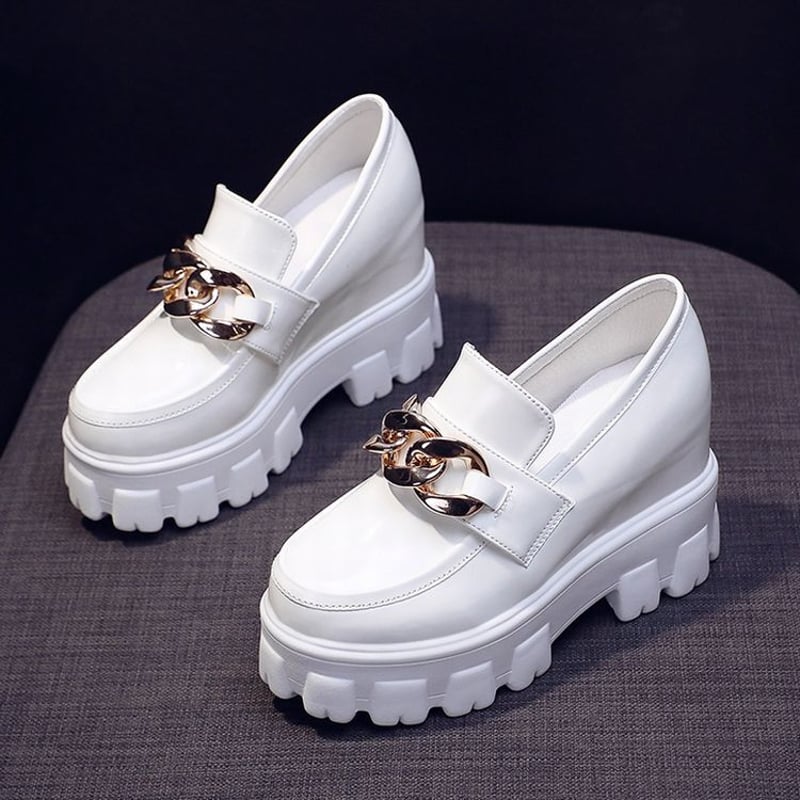 厚底 ローファー 22.0～24.5cm チェーンデザイン インヒール パテント