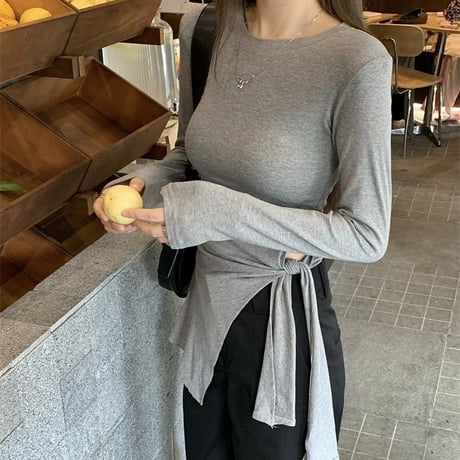 ロンT リボン スリット 肩パッド アシンメトリー スリムフィット tシャツ クルーネック トップス スリムtシャツ カットソー 長袖 レトロ 大人可愛い ガーリー DTCA-840145238747