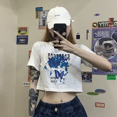【2カラー】 Tシャツ バタフライ柄 クロップド丈 ショート丈 半袖 へそ出し レトロ 韓国ファッション レディース 大人可愛い ガーリー カジュアル ストリート系 DTC-618819881271
