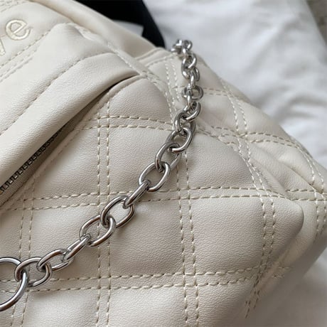 【2カラー】 バックパック ミニバッグ チェーン付き リュック リュックサック キルティング ファスナー レトロ 韓国ファッション レディース カジュアル DTC-641146664991