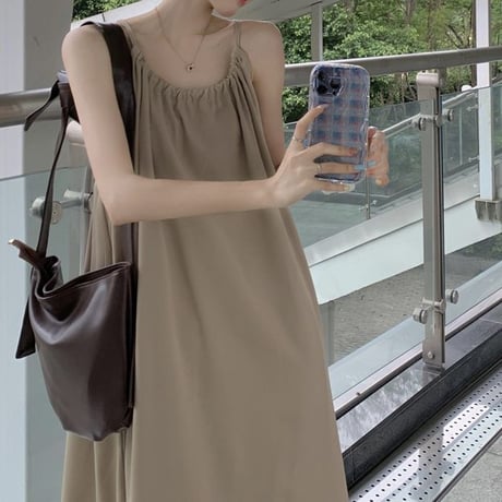 キャミワンピース ノースリーブ ギャザー マキシ丈 マキシワンピース 体型カバー ゆったりウエスト レトロ 大人可愛い ガーリー 韓国ファッション レディース DTC-708870156686