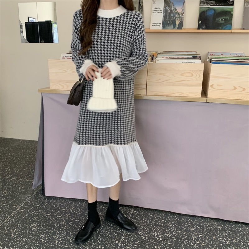 千鳥格子 ニットワンピース 裾フレア チェック柄 フィッシュテール