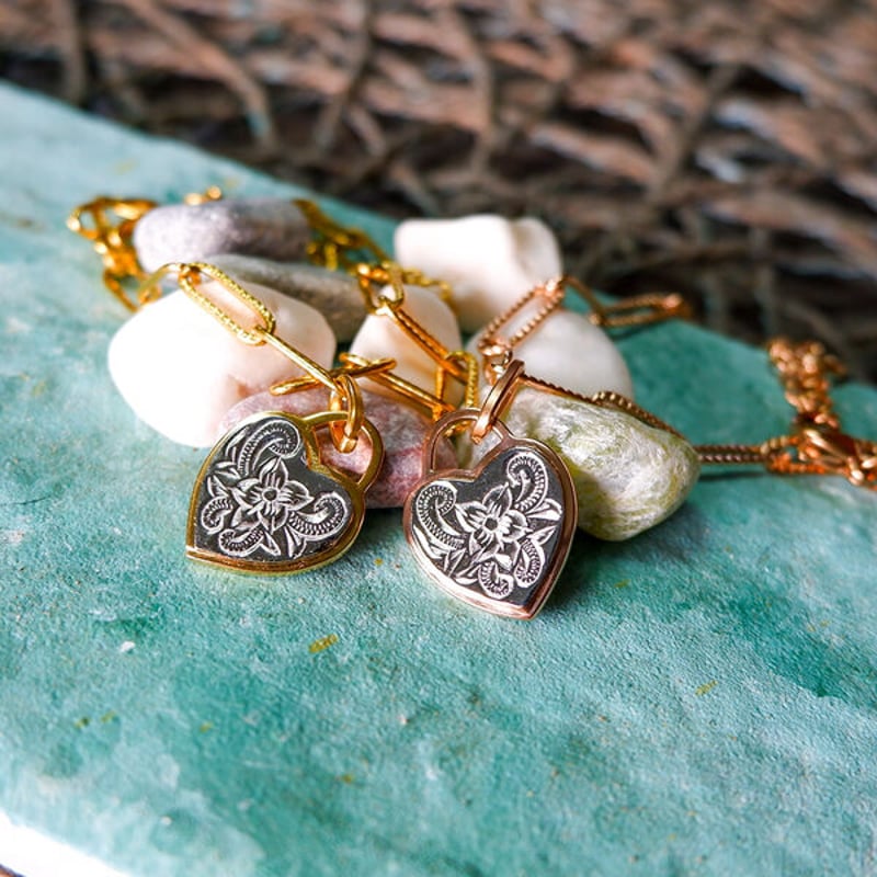 ハワイアンジュエリー アンクレット ドックタグ ハート スクロール