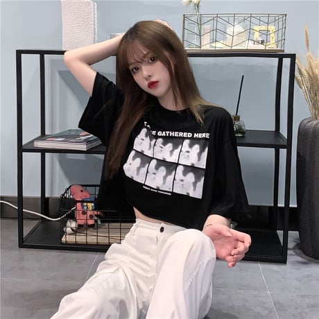 クロップドTシャツ 半袖 グラフィティプリント クロップド丈 ラウンドネック 韓国ファッション レディース Tシャツ ショート丈 ガーリー ストリートファッションDTC-637991888716