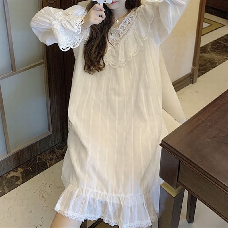 ★ ネグリジェワンピース アイボリー レース付きフリルワンピース 90 ★ ☆ ネグリジェワンピース アイボリー レース付きフリル