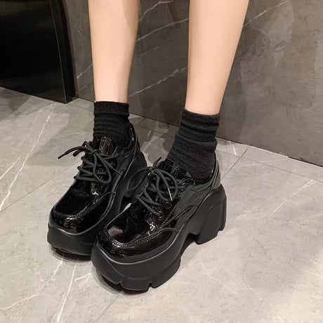 光沢あり・光沢なしの2タイプ展開！厚底シューズ 22.5～25.0cm レースアップ 厚底 ローファー プラットフォーム 靴 韓国ファッション レディース DTCA-761504090417