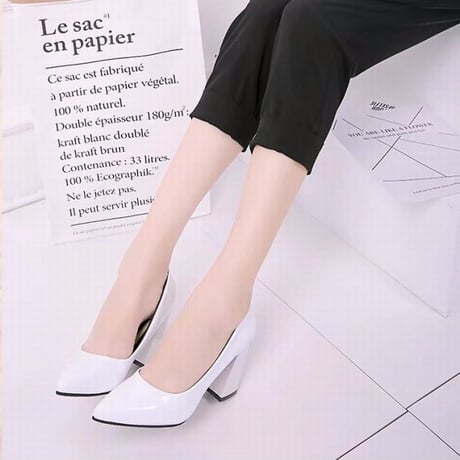 パテントレザー パンプス チャンキーヒール 9cm 韓国ファッション レディース シンプル ポインテッドトゥ ローヒール シューズ キュート 痛くない かわいい 歩きやすい 563485182951