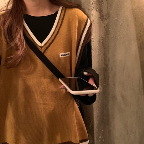 【選べる6カラー】 ニットベスト Vネック 韓国ファッション レディース ラインベスト トップス ニット ライン入り トラッド ゆるかわ 春 秋 冬 韓国 (DTC-600984449922)